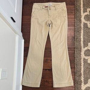 Vintage Y2K American Eagle Outfitters AEO Tan Khaki Flares Pants, women’s size 6